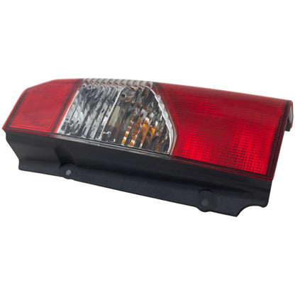 Tail Light for 2000-2001 Nissan Xterra Passenger Side