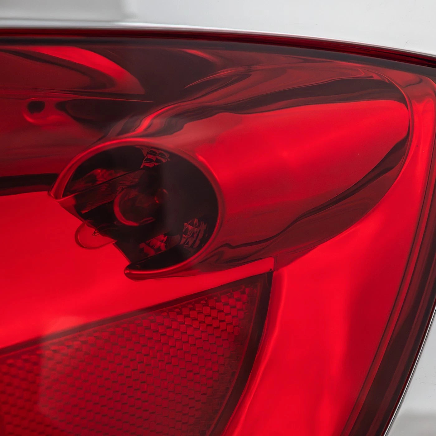Tail Light For 2008-2012 Buick Enclave Right Outer Halogen With Bulb