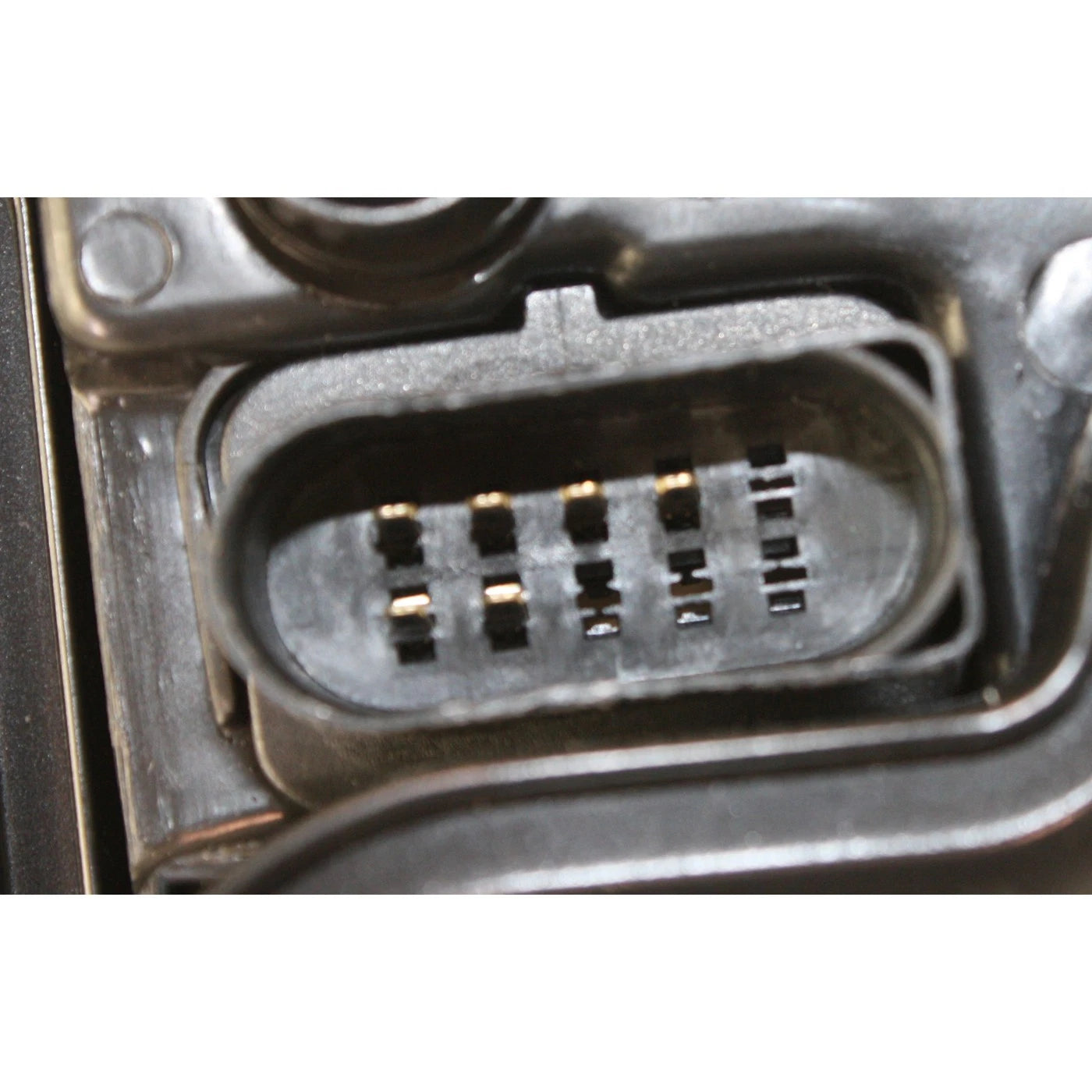 Headlight Set For 2002 2003 2004 2005 Volkswagen Jetta Left and Right 2Pc